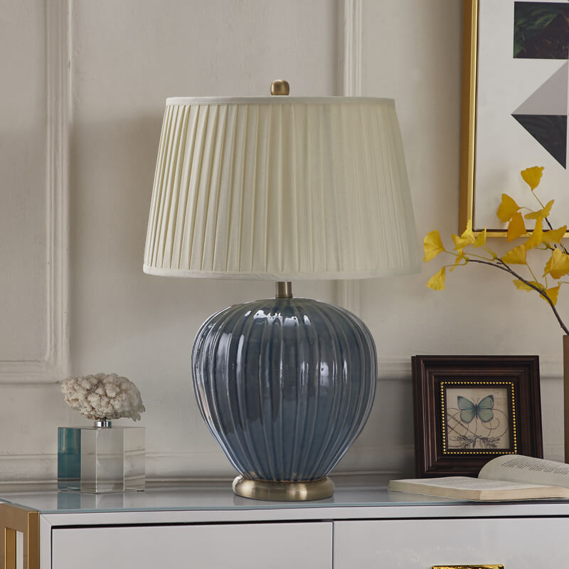 Chinese Vintage Pleated Canvas Shade Ceramic Vase Base 1-Light Table Lamp