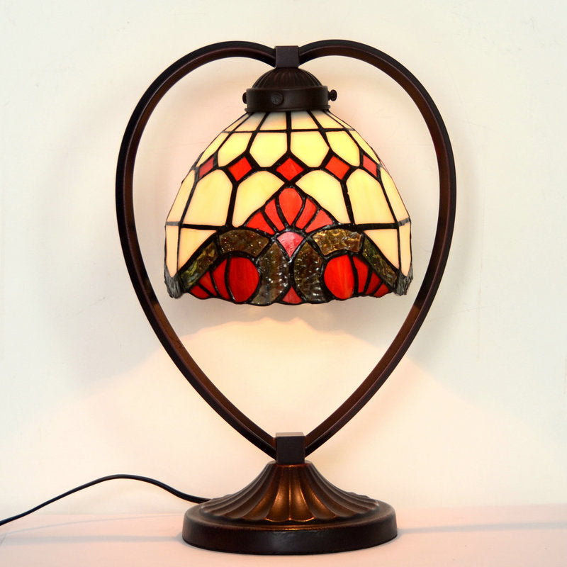Traditional Tiffany Heart Zinc Alloy Stained Glass 1-Light Table Lamp For Bedroom