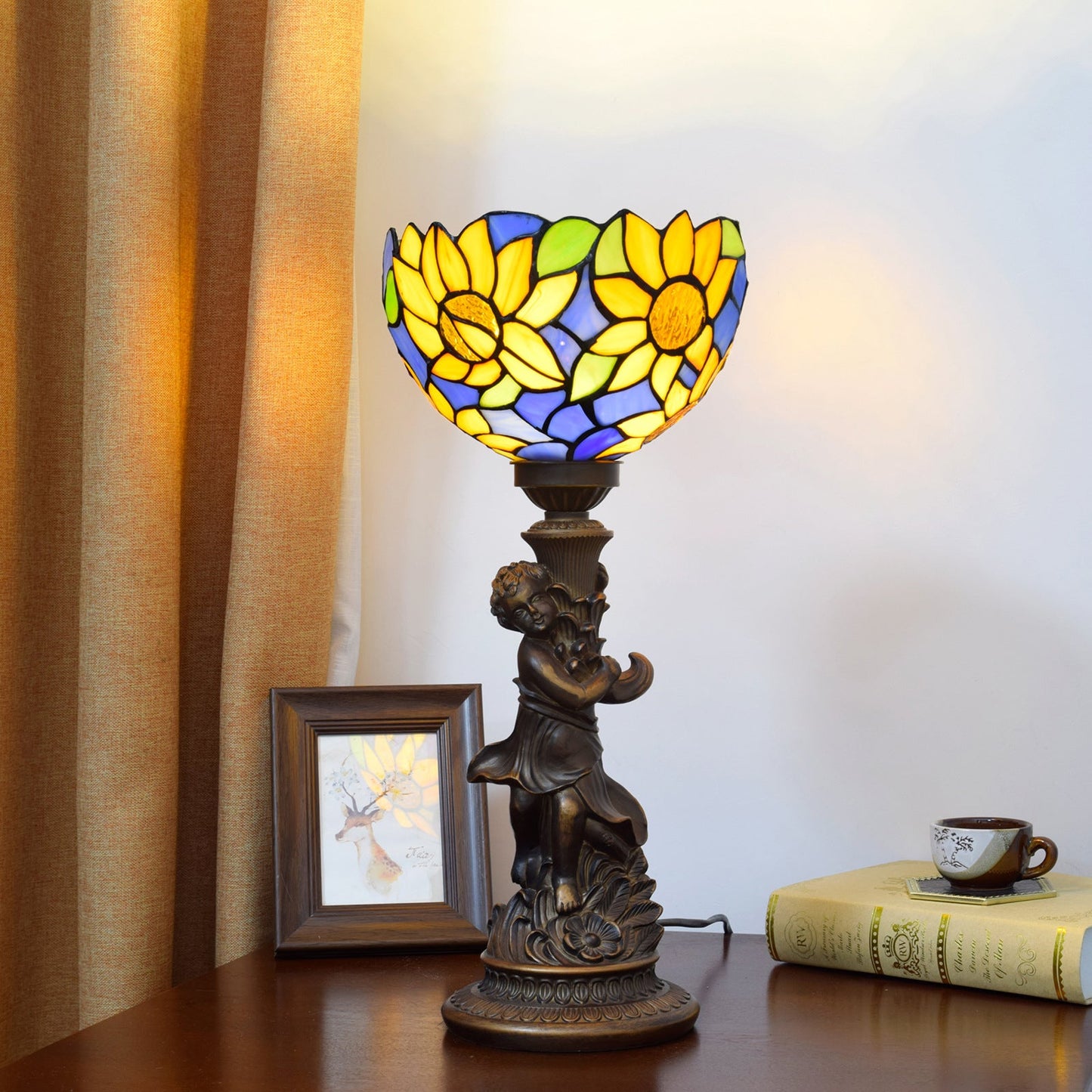 Traditional Tiffany Resin Glass Hemispheric Sunflower Boy 1-Light Table Lamp For Bedside