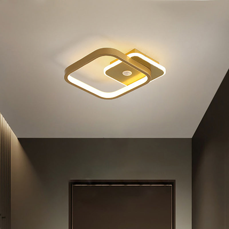 مصباح سقف LED مربع الشكل مصنوع من الألومنيوم والحديد بتصميم عصري بسيط لغرفة المعيشة