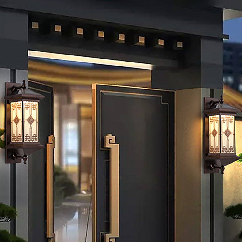 Traditional Chinese Aluminum Square Chinese Knot Pattern LED Waterproof Solar Wall Sconce Lamp For Outdoor Patio