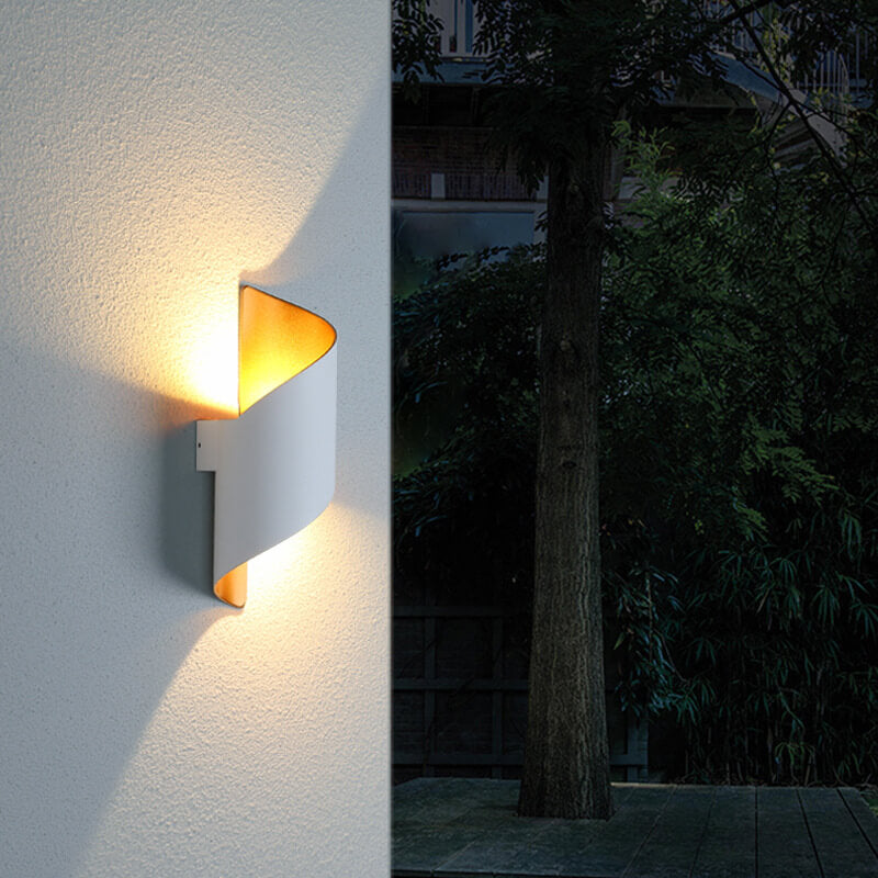 Modern Creative Bending Aluminum Outdoor Indoor Waterproof LED Wall Sconce Lamp