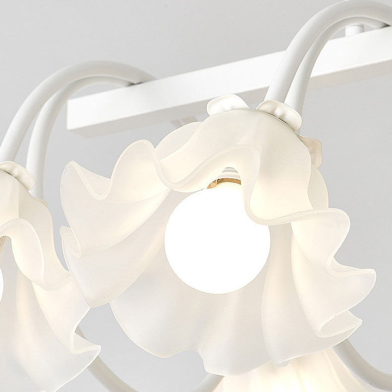 ثريا جزيرة من الحديد والزجاج بتصميم عصري بسيط بلون كريمي، 6/8 ضوء، لغرفة الطعام