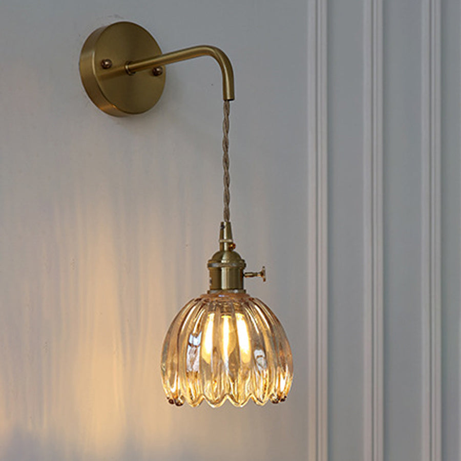 Modern Art Deco Flower Bud Glass Shade 1-Light Wall Sconce Lamp For Living Room