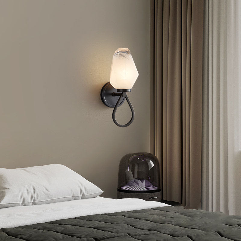 Modern Luxury Brass Geometrical Glass Shade 1-Light Wall Sconce Lamp For Bedroom