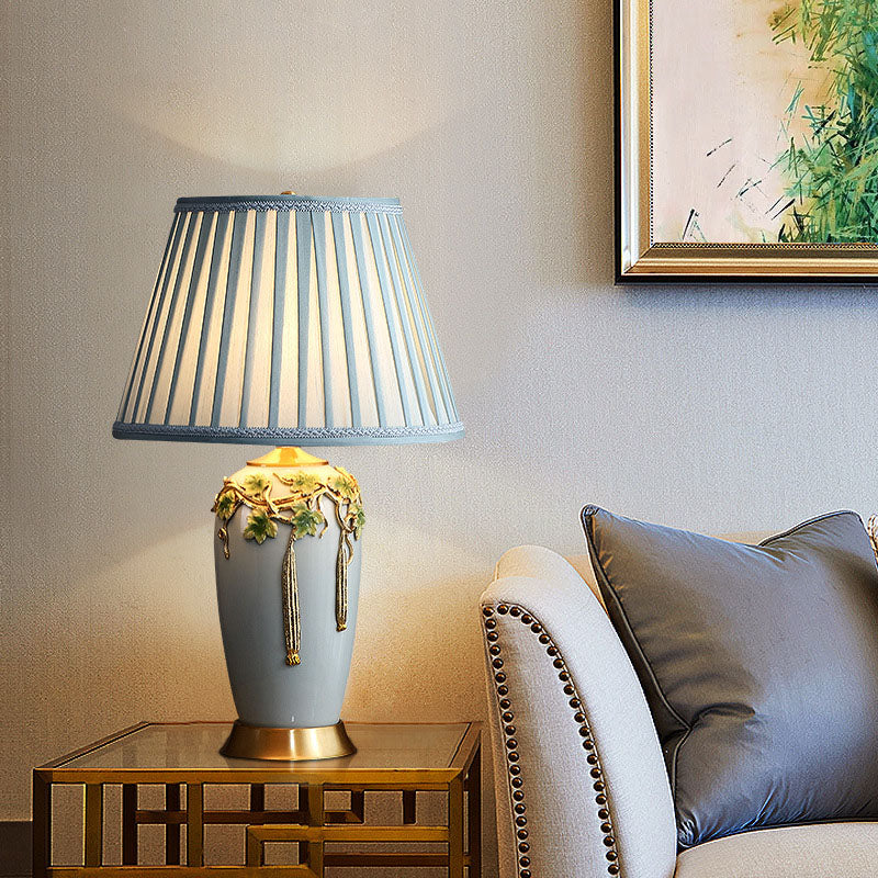 Traditional Chinese Ceramic Enamel Fabric 1-Light Table Lamp For Living Room