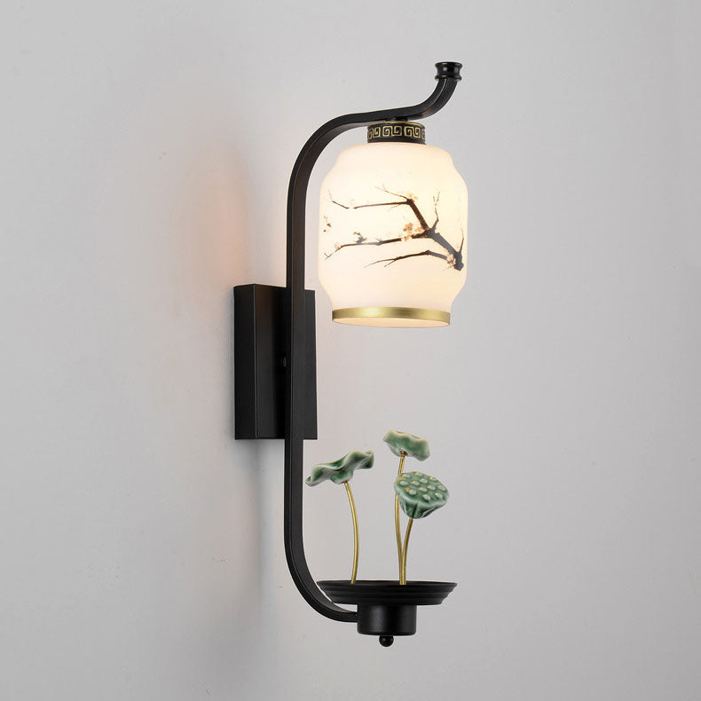 مصباح حائطي صيني تقليدي مصنوع من الحديد والزجاج والسيراميك على شكل لوتس مزود بمصباح واحد للممر