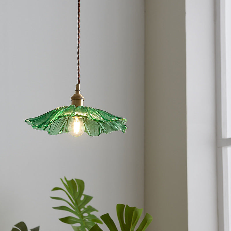 Traditional Vintage Brass Lotus Leaf Glass Shade 1-Light Pendant Light For Living Room