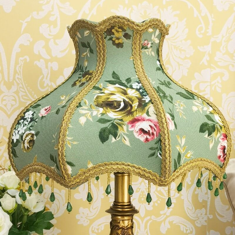 Traditional European Vintage Floral Texture Fabric Pleated Resin Base 1-Light Table Lamp For Home Office