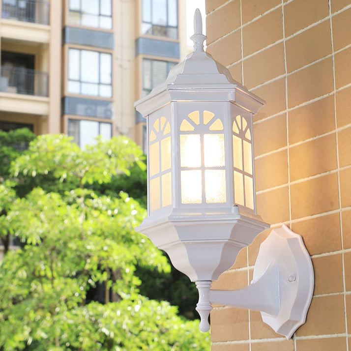 Traditional European Aluminum Alloy Castle Design Glass 1-Light Waterproof Wall Sconce Lamp For Outdoor Patio