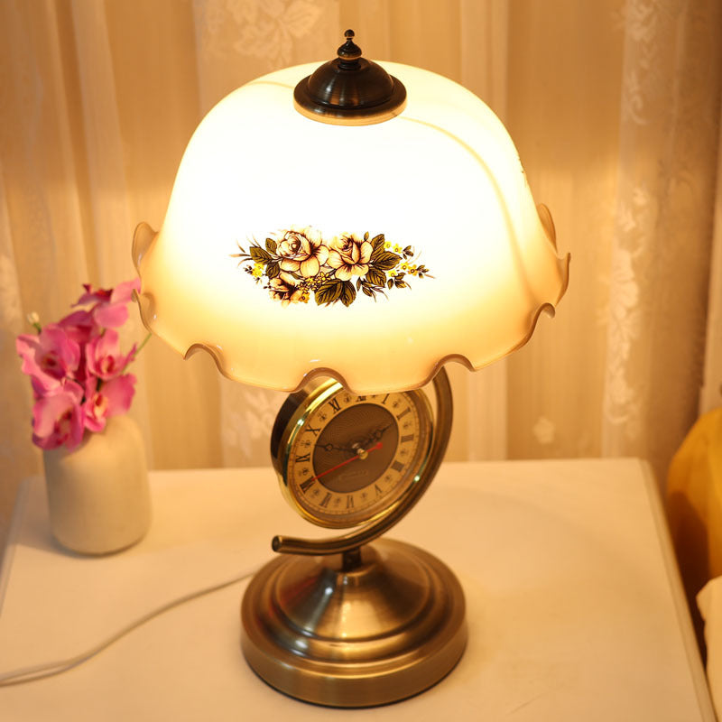 Traditional Vintage Dome Petal Clock Hardware Glass 1-Light Table Lamp For Bedroom