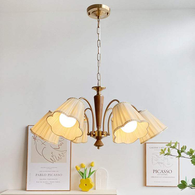 ثريا فرنسية تقليدية مصنوعة من نسيج الأزهار من خشب المطاط والحديد مكونة من 3/6/8 مصابيح لغرفة النوم