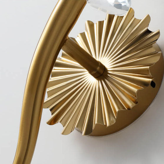 مصباح حائطي أوروبي فاخر من الزجاج بإضاءة واحدة