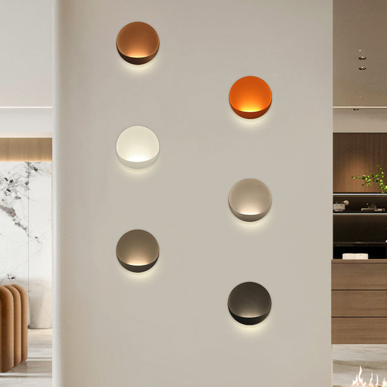 مصباح حائط LED دائري من الألومنيوم بتصميم عصري وبسيط