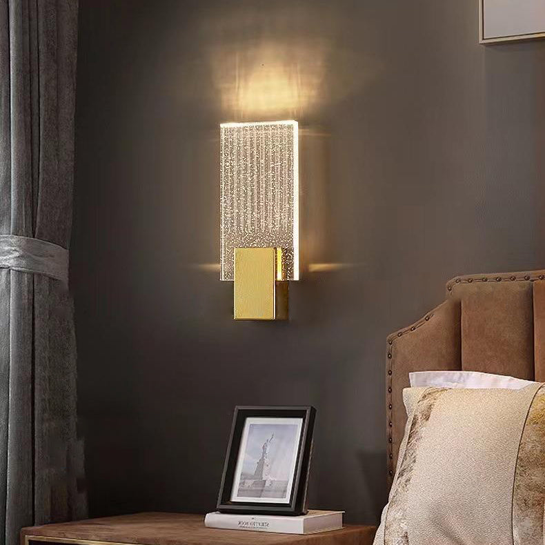 مصباح حائط LED كريستالي مربع الشكل بتصميم عصري بسيط لغرفة المعيشة