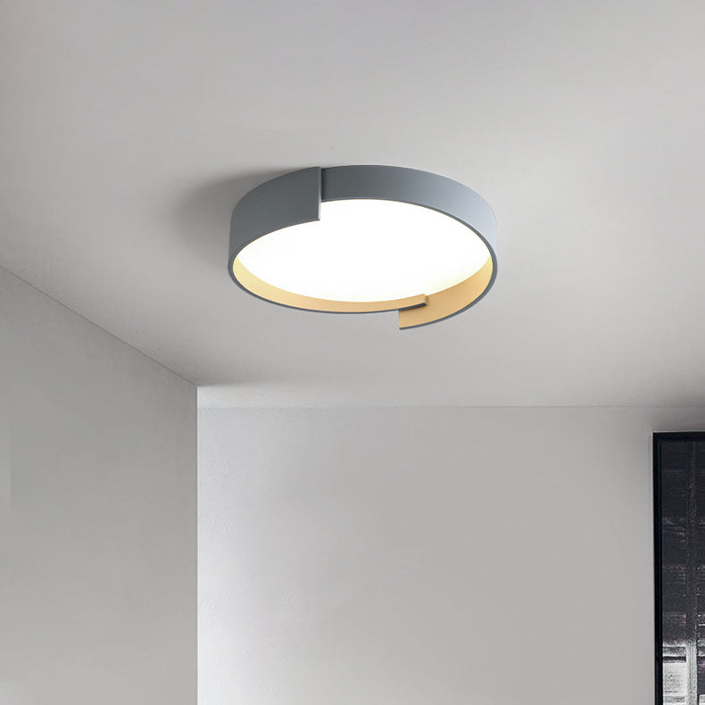 Nordic Simplicity Round Geometric Edge LED Flush Mount Ceiling Light