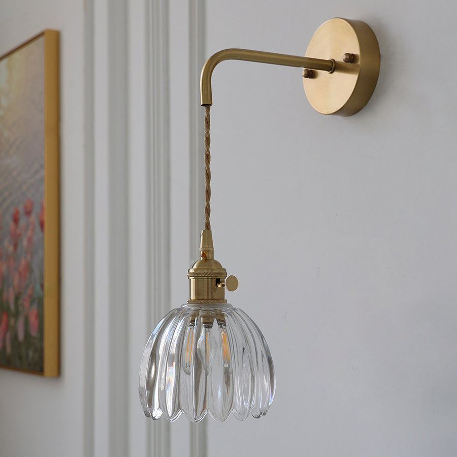 Modern Art Deco Flower Bud Glass Shade 1-Light Wall Sconce Lamp For Living Room