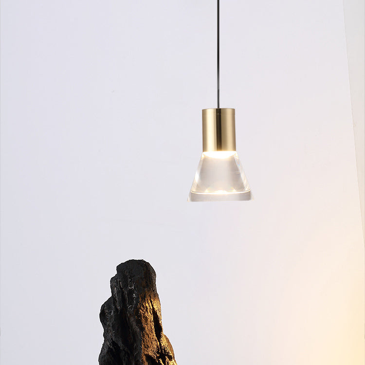 مصباح LED شبه مخروطي معاصر من النحاس والأكريليك لغرفة النوم