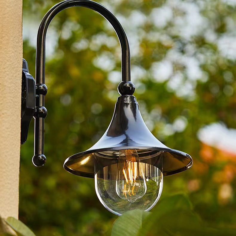 Contemporary Industrial Aluminum Horn Shape 1-Light Wall Sconce Lamp For Outdoor Patio