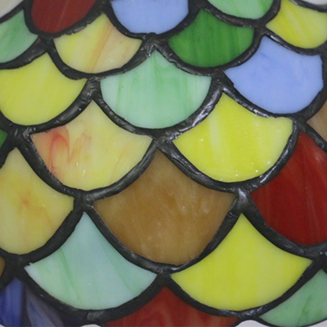 مصباح حائط تيفاني الأوروبي ذو القبة الزجاجية الملونة والمتدرج بضوء واحد