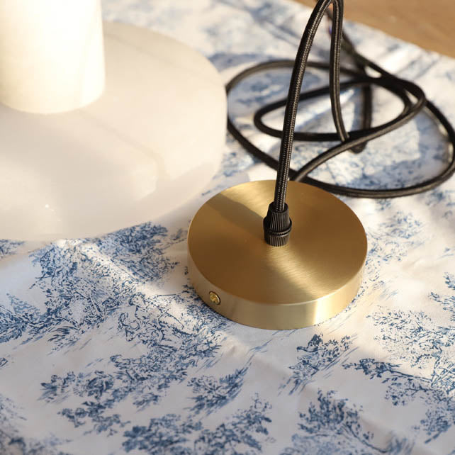 مصباح معلق صيني تقليدي من الرخام الدائري المصنوع من النحاس، مزود بمصباح واحد لغرفة المعيشة