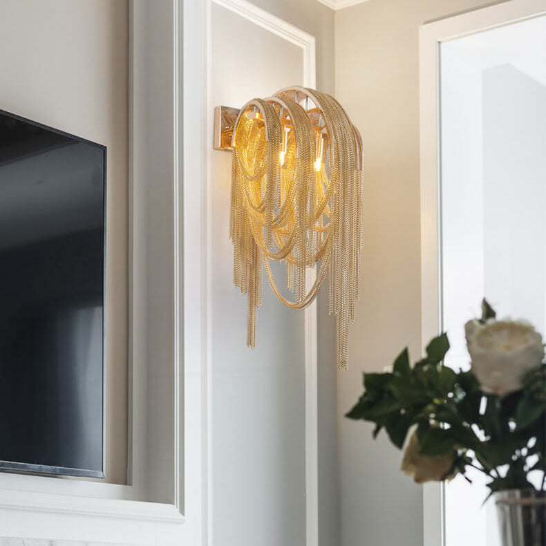 Postmodern Luxury Aluminum Chain Tassel 2-Light Wall Sconce