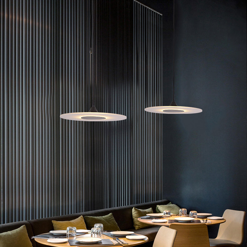 مصباح LED معدني حديث بسيط مصنوع من الأكريليك مع غطاء قرص لغرفة المعيشة