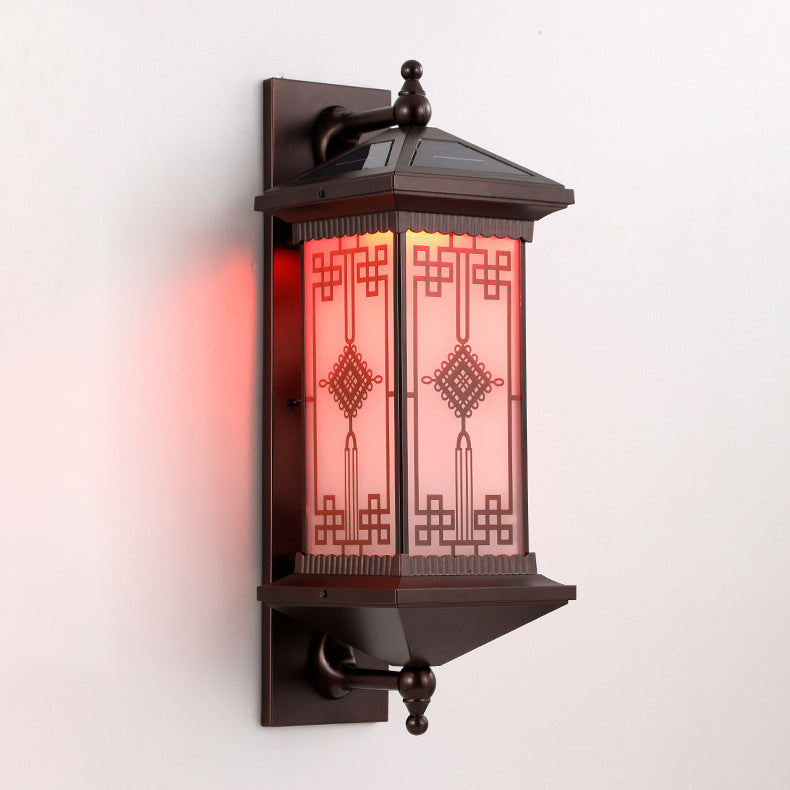 Traditional Chinese Aluminum Square Chinese Knot Pattern LED Waterproof Solar Wall Sconce Lamp For Outdoor Patio