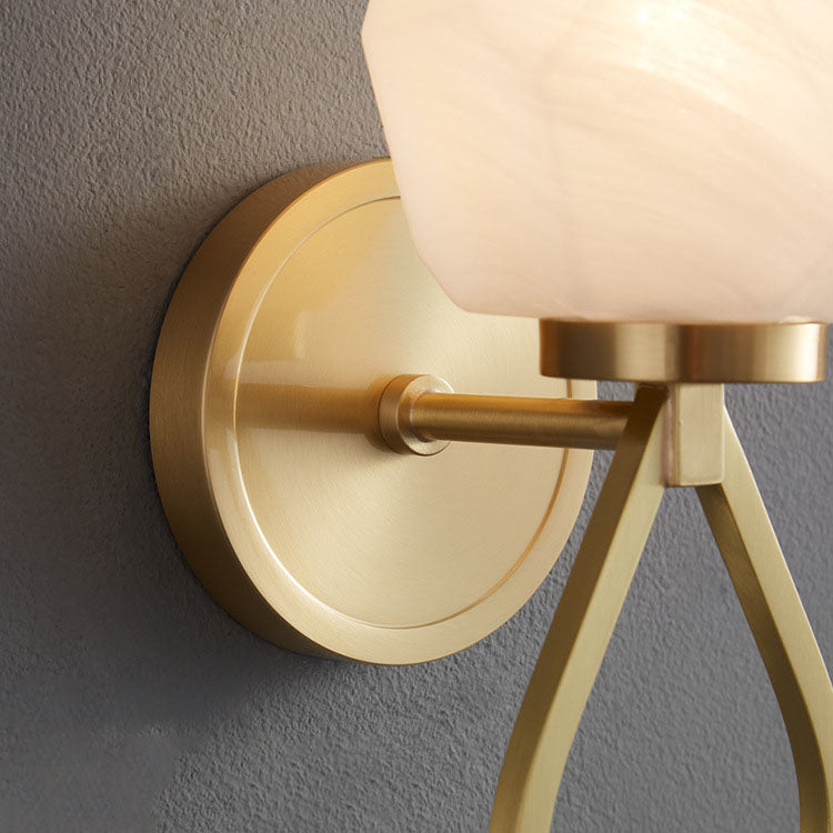 Modern Luxury Brass Geometrical Glass Shade 1-Light Wall Sconce Lamp For Bedroom