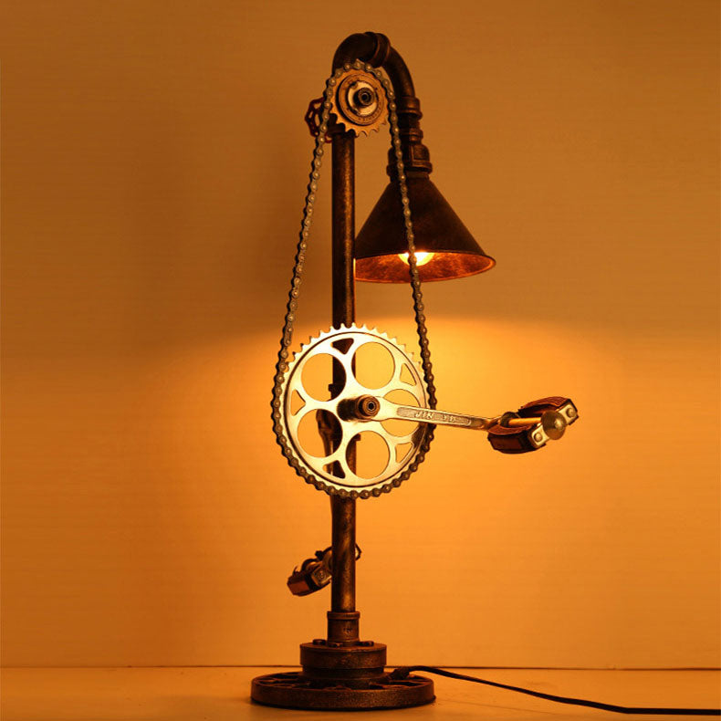 Industrial Vintage Iron Gear Plumbing Metal 1-Light Table Lamp