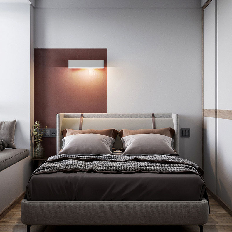 مصباح حائط LED مستطيل الشكل مصنوع من الألومنيوم والأكريليك بتصميم عصري وبسيط