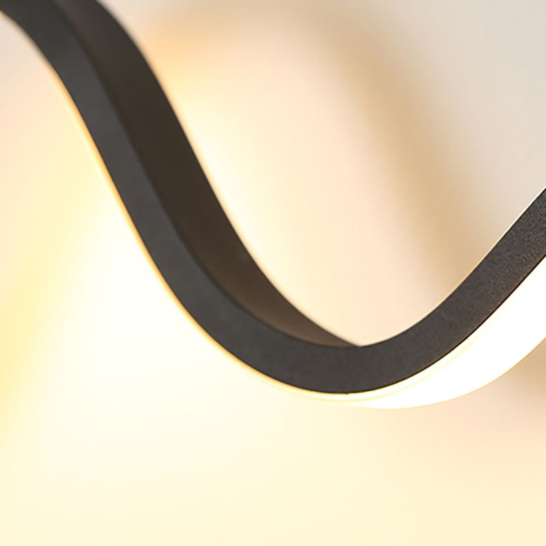 مصباح حائط LED عصري بسيط مقاوم للماء يعمل بالطاقة الشمسية مصنوع من الحديد الجبلي والألومنيوم والسيليكا للفناء الخارجي