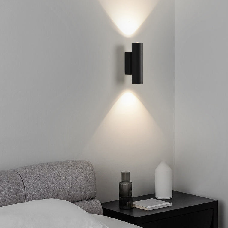 مصباح حائط LED أسطواني من الحديد والألومنيوم بتصميم عصري بسيط لغرفة النوم
