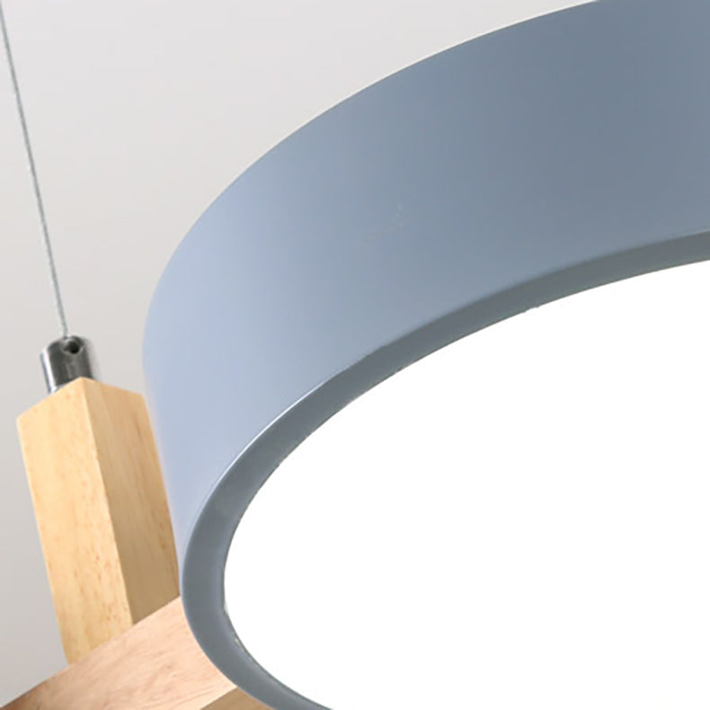 ثريا جزيرة LED معاصرة من الخشب الصلب مصنوعة من الأكريليك والمعدن بتصميم دائري على طراز الماكارون الإسكندنافي لغرفة الطعام