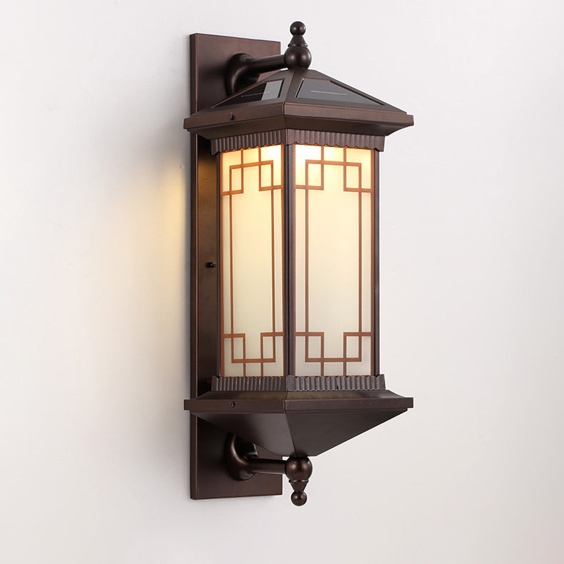 Traditional Chinese Aluminum Square Chinese Knot Pattern LED Waterproof Solar Wall Sconce Lamp For Outdoor Patio
