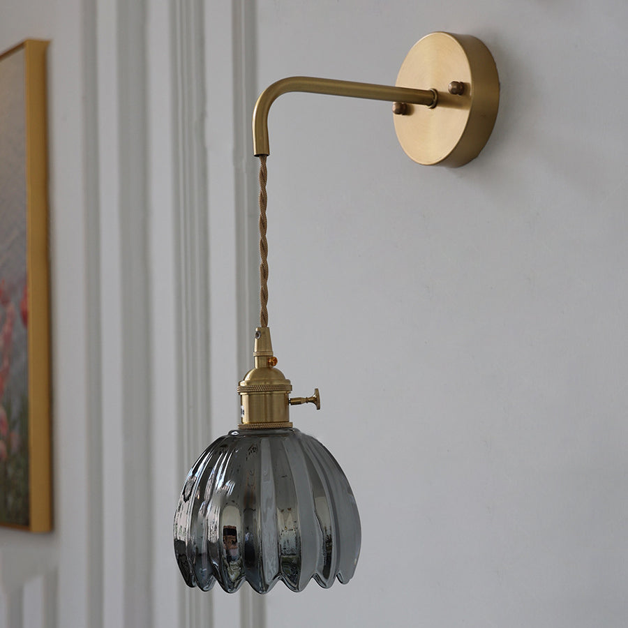 Modern Art Deco Flower Bud Glass Shade 1-Light Wall Sconce Lamp For Living Room