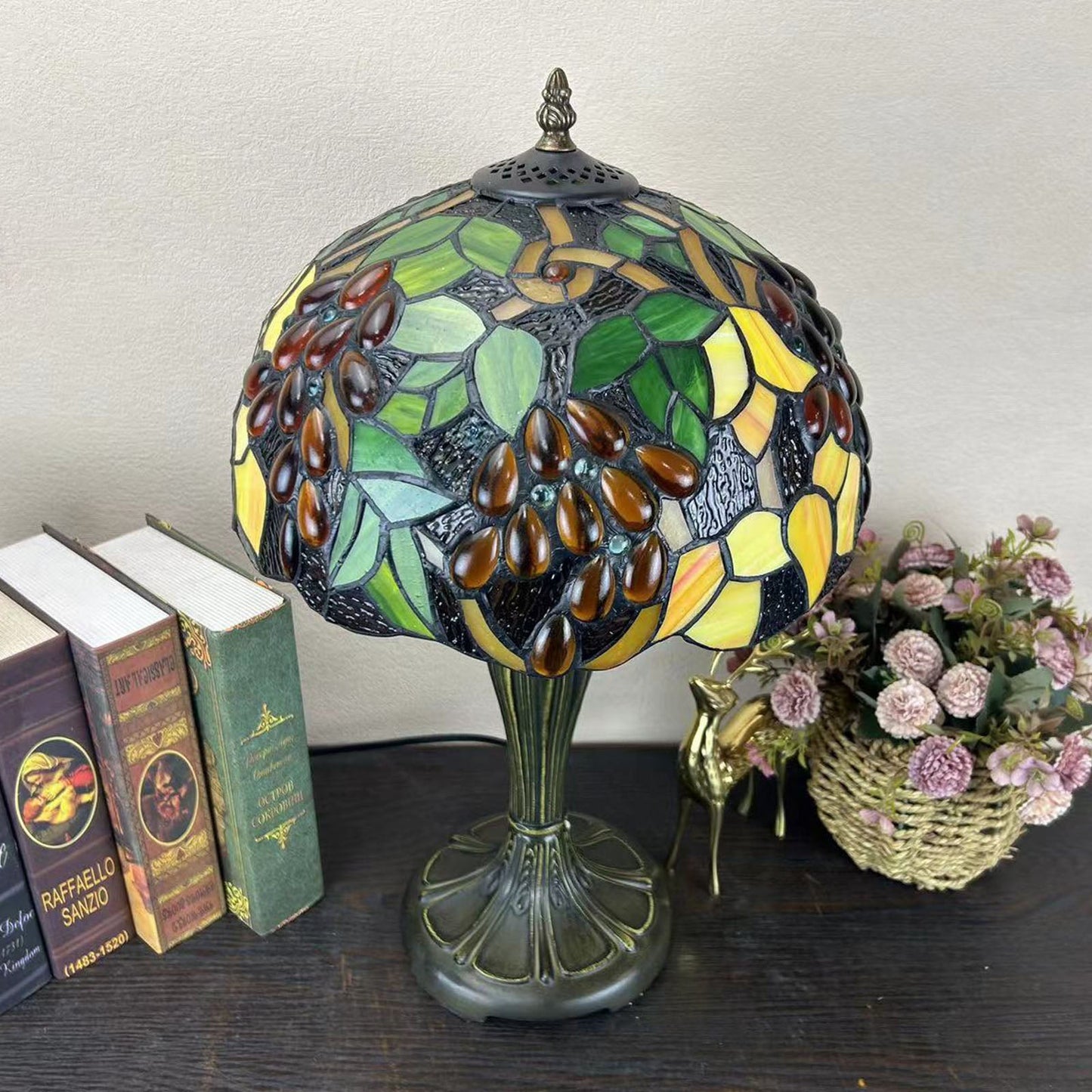 Traditional Tiffany Metal Glass Dome Grape Flower Dragonfly Butterfly 1-Light Table Lamp For Bedside