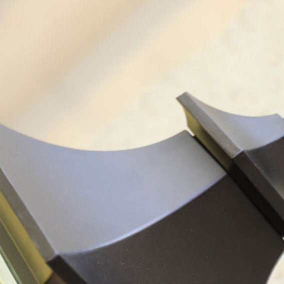 مصباح حائط خارجي مقاوم للماء بإضاءة واحدة مصنوع من الزجاج والألومنيوم بتصميم أوروبي مربع عتيق