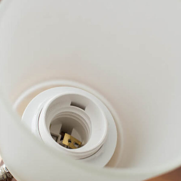 مصباح حائطي بسيط من الزجاج المخروط الخشبي بسحاب ومصباح واحد