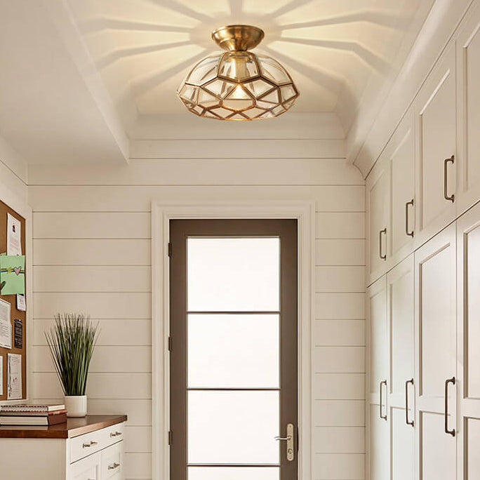 مصباح سقف معلق أوروبي من النحاس والزجاج بقبة واحدة