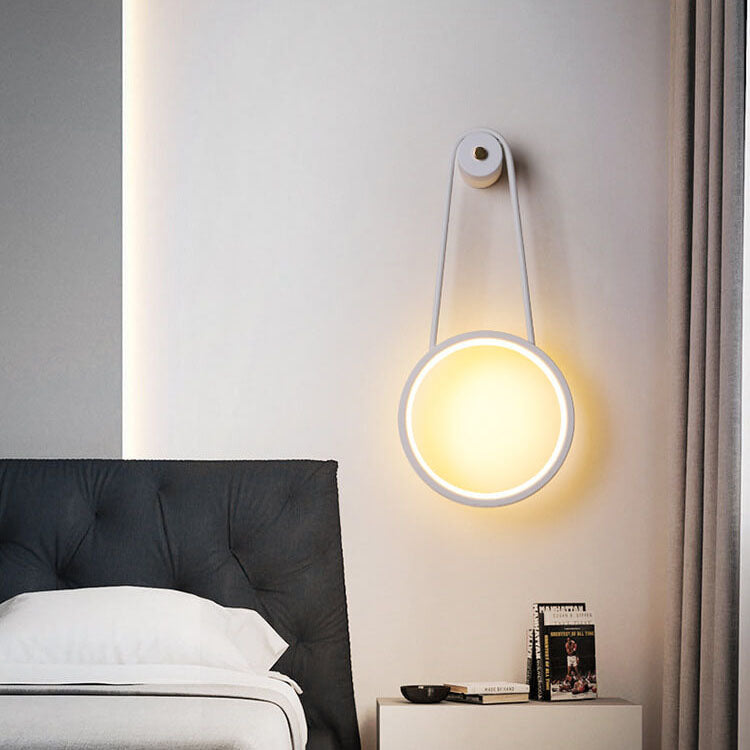 مصباح حائط LED دائري معلق بتصميم عصري بسيط