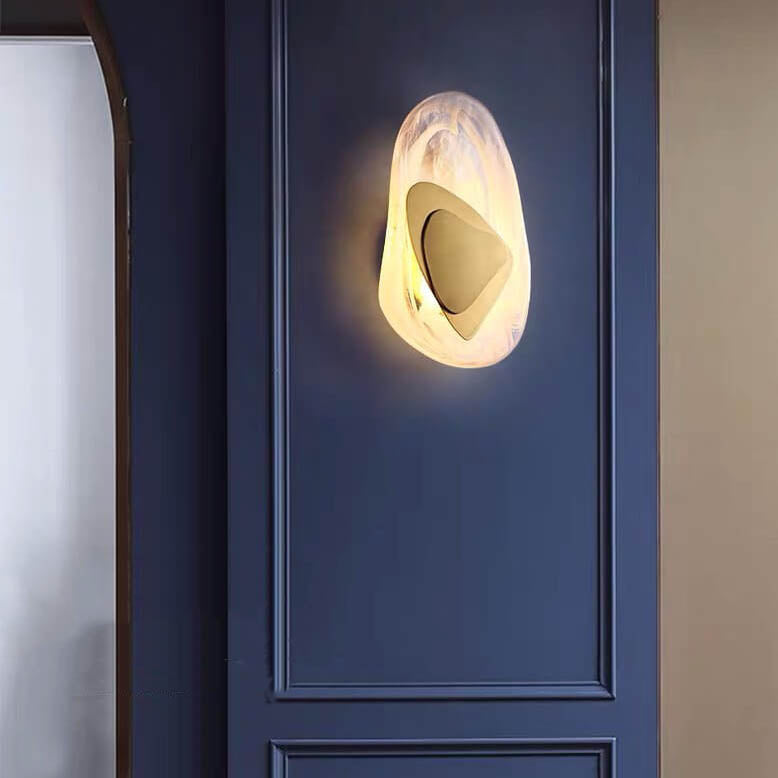 مصباح حائط LED بيضاوي الشكل بتصميم عصري إبداعي، مزود بضوء واحد