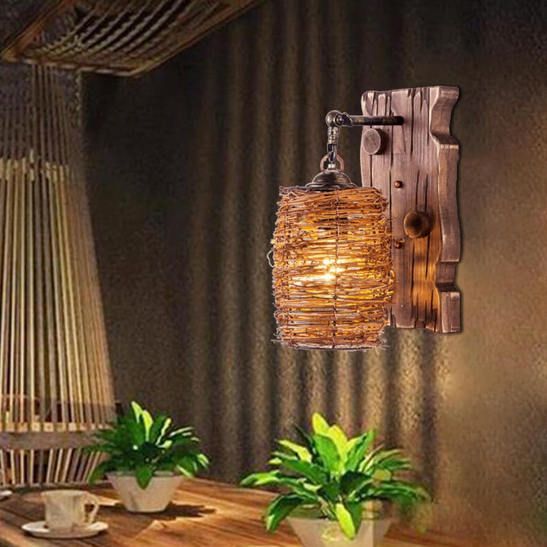 مصباح حائط عتيق ذو غطاء أسطواني خشبي أصلي عتيق مزود بضوء واحد