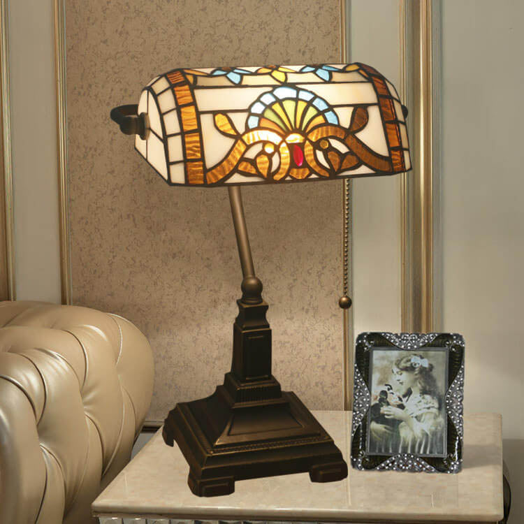 Vintage Stained Glass 1-Light Zipper Switch Table Lamp