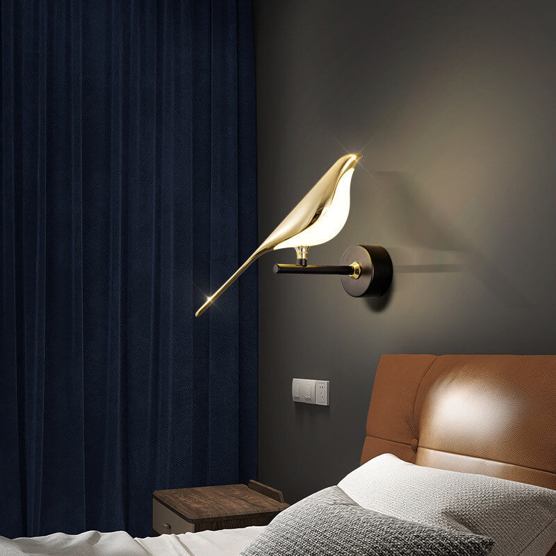 مصباح حائطي دوار LED بتصميم طائر إبداعي حديث بنصف ضوء