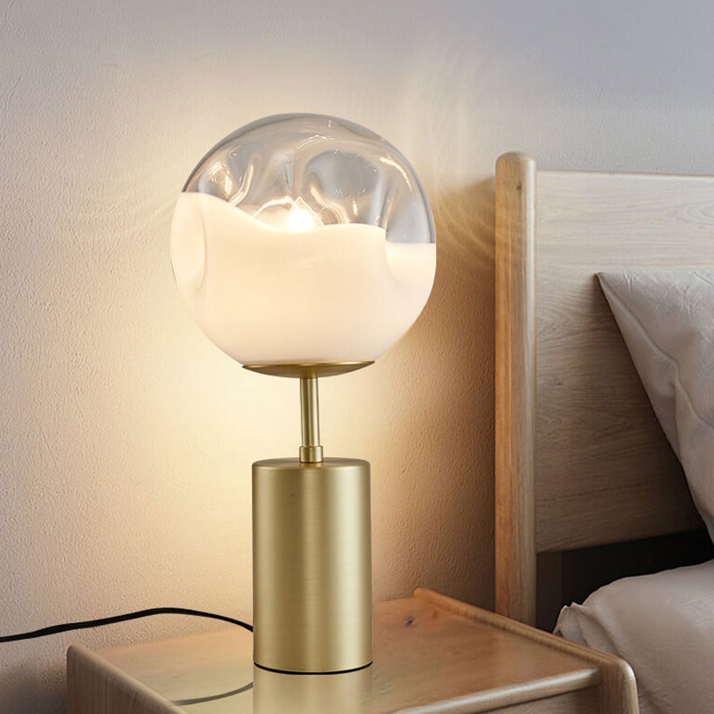 Modern Minimalist Creative Convex Glass Spherical Lamp Shade 1-Light Table Lamp