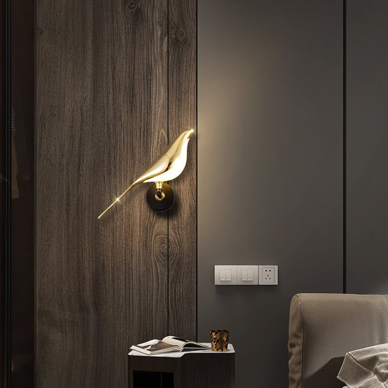 مصباح حائطي دوار LED بتصميم طائر إبداعي حديث بنصف ضوء