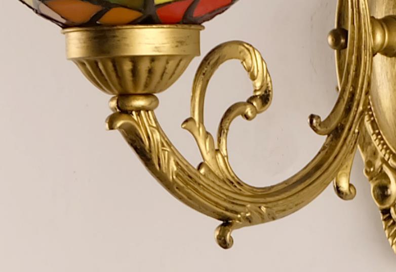 مصباح حائط تيفاني بيوني الزجاجي الملون بضوء واحد