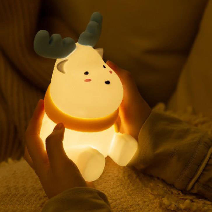 Modern Creative Moose Silicone LED Pat Night Light Table Lamp