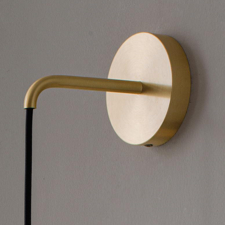 مصباح حائطي فاخر من Nordic Light مصنوع من النحاس والليموني مزود بإضاءة واحدة